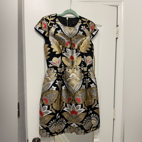 Ted Baker Imoen Opulent Jacquard Mini Dress Gold Metallic Ted Size 2 - Picture 2 of 4